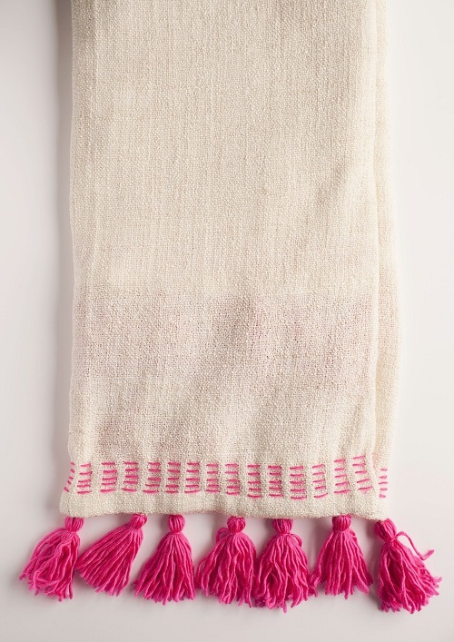 diy-tassel-blanket