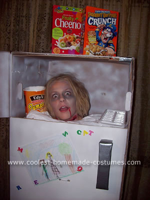 frozen-head-in-fridge-costume